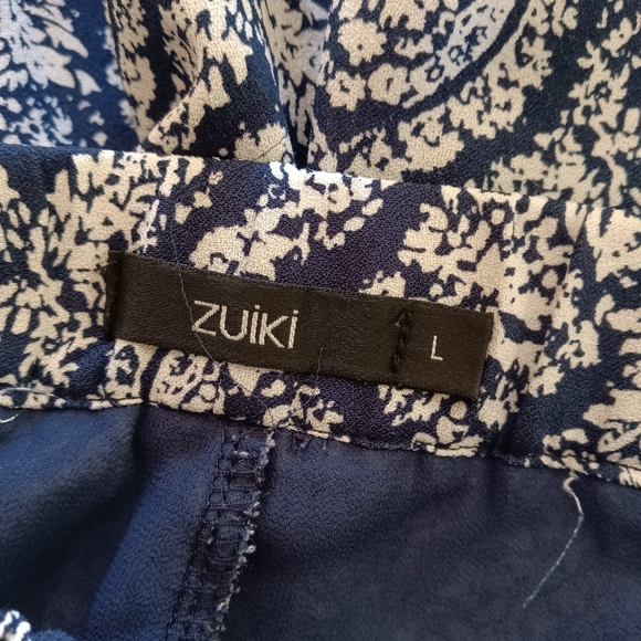 Zuiki Chiffon Navy Print Shorts Size Large - Picture 5 of 6